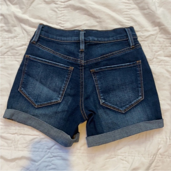 Shorts - Picture 9 of 12